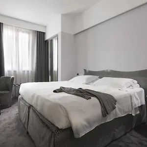 Hotel Berna, Milán