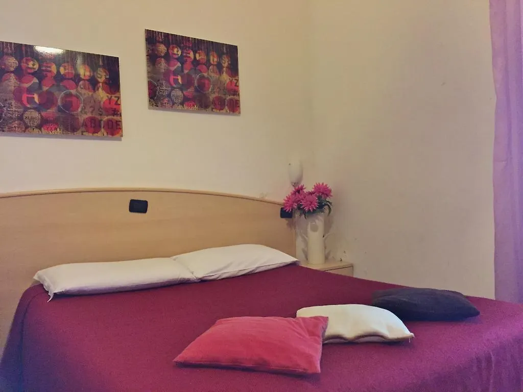 Hotel Ambra Milan 0*,